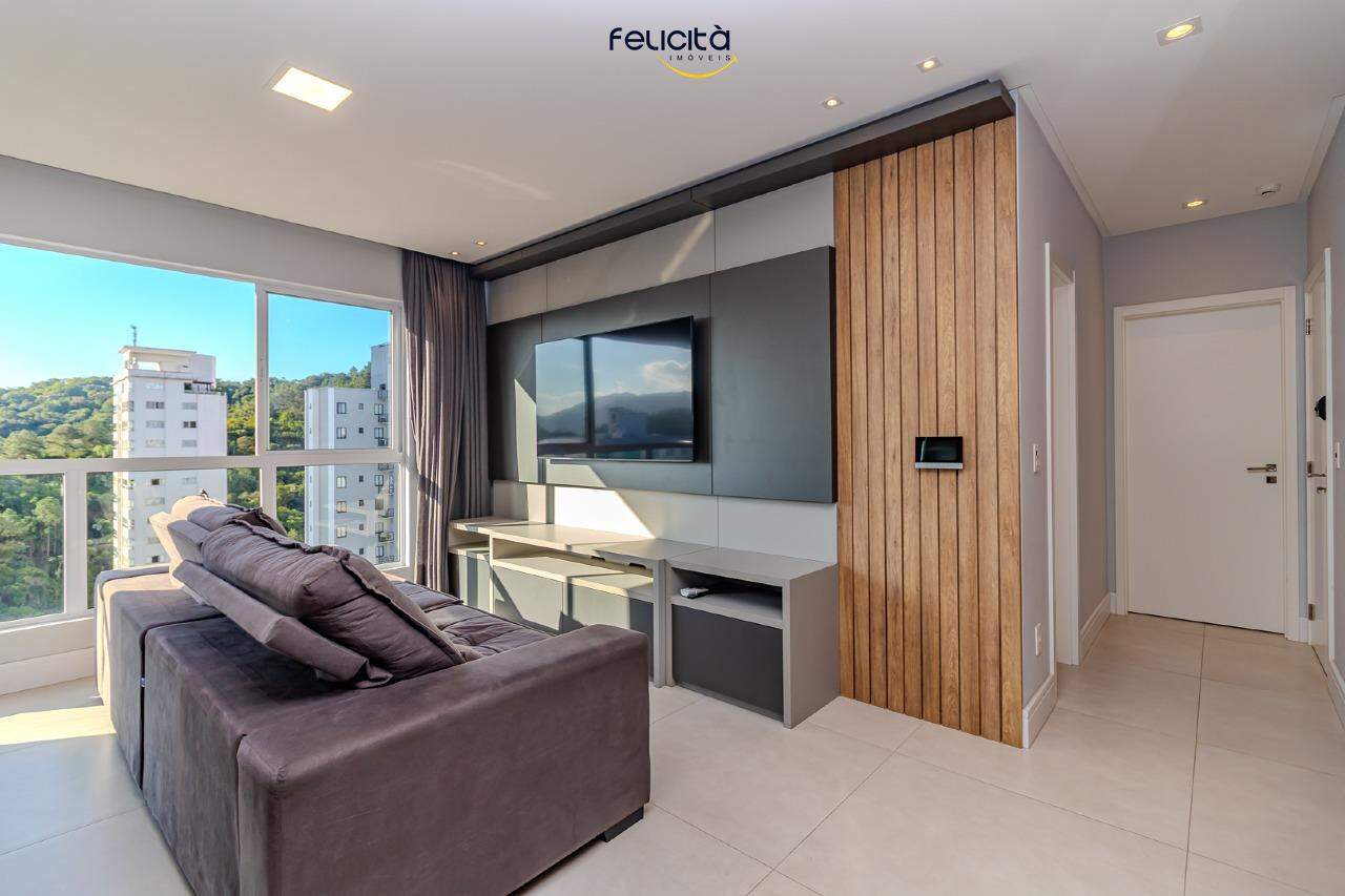 Apartamento de 3 quartos, 115m² no bairro Pioneiros, em Balneário Camboriú | Eu Corretor