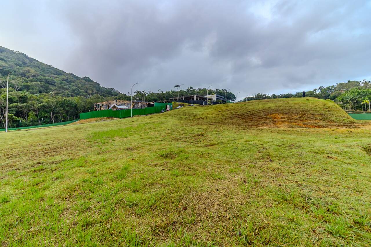 Lote/Terreno de 600m² no bairro Rio do Meio, em Camboriú | Eu Corretor