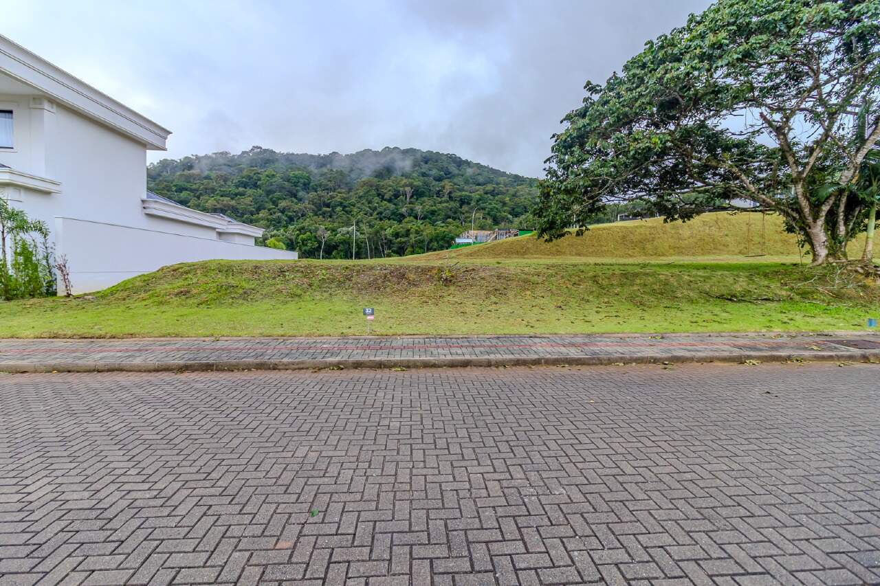 Lote/Terreno de 600m² no bairro Rio do Meio, em Camboriú | Eu Corretor