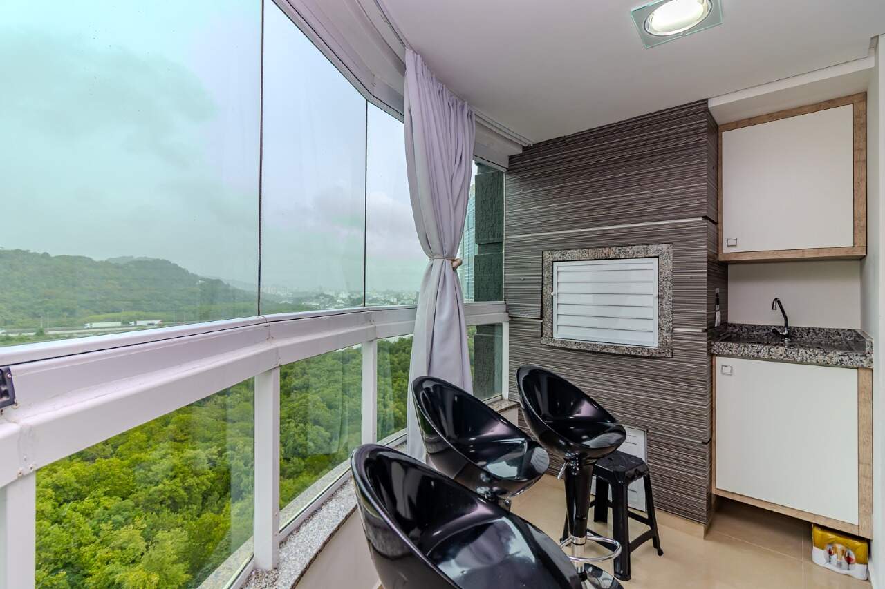 Apartamento de 3 quartos, 128m² no bairro Centro, em Balneário Camboriú | Eu Corretor