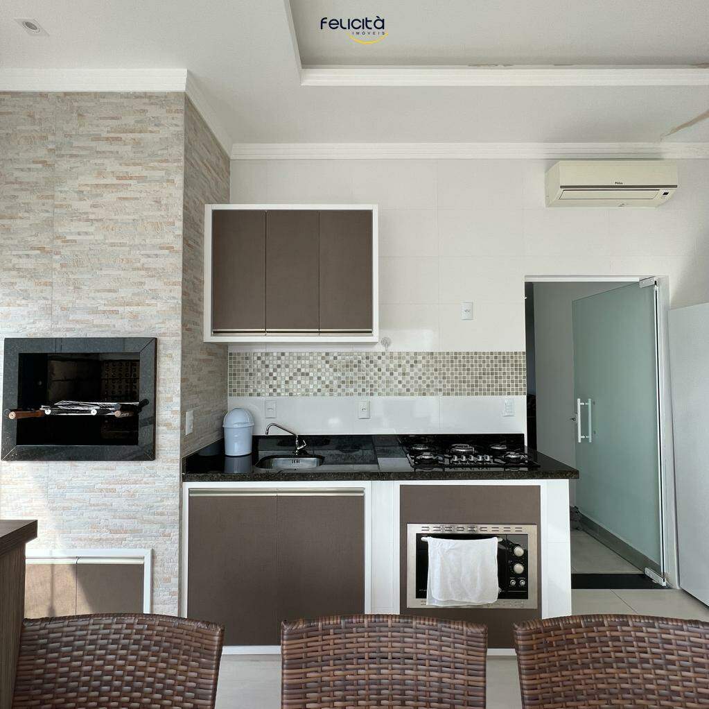 Apartamento de 1 quarto, 117m² no bairro Praia dos Amores, em Balneário Camboriú | Eu Corretor