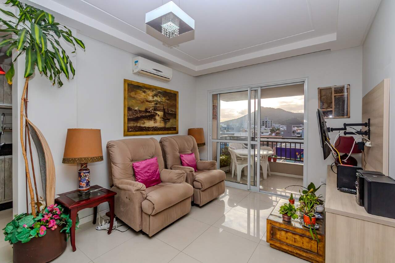 Apartamento de 2 quartos, 69m² no bairro Centro, em Balneário Camboriú | Eu Corretor