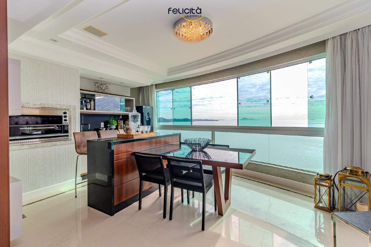 Apartamento de 3 quartos, 185m² no bairro Barra Sul, em Balneário Camboriú | Eu Corretor