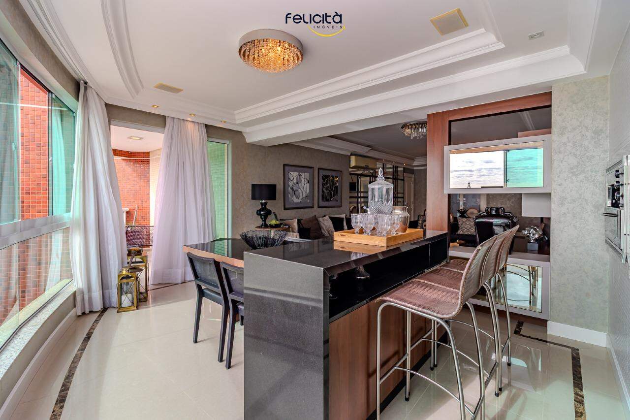Apartamento de 3 quartos, 185m² no bairro Barra Sul, em Balneário Camboriú | Eu Corretor