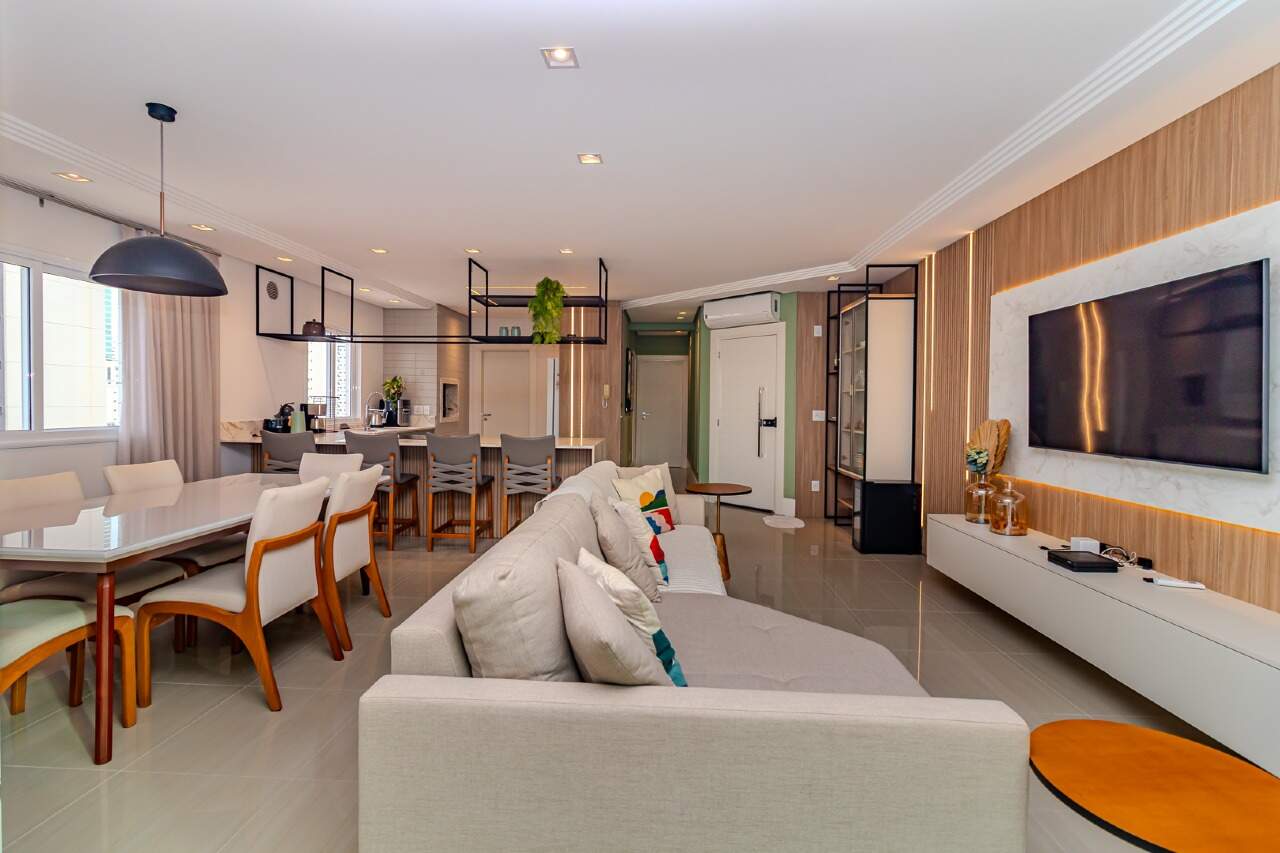 Apartamento de 3 quartos, 136m² no bairro Centro, em Balneário Camboriú | Eu Corretor