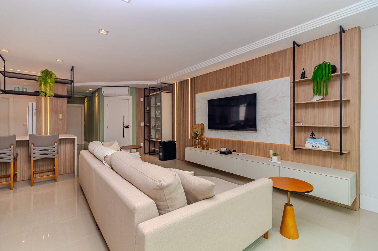 Apartamento de 3 quartos, 136m² no bairro Centro, em Balneário Camboriú | Eu Corretor