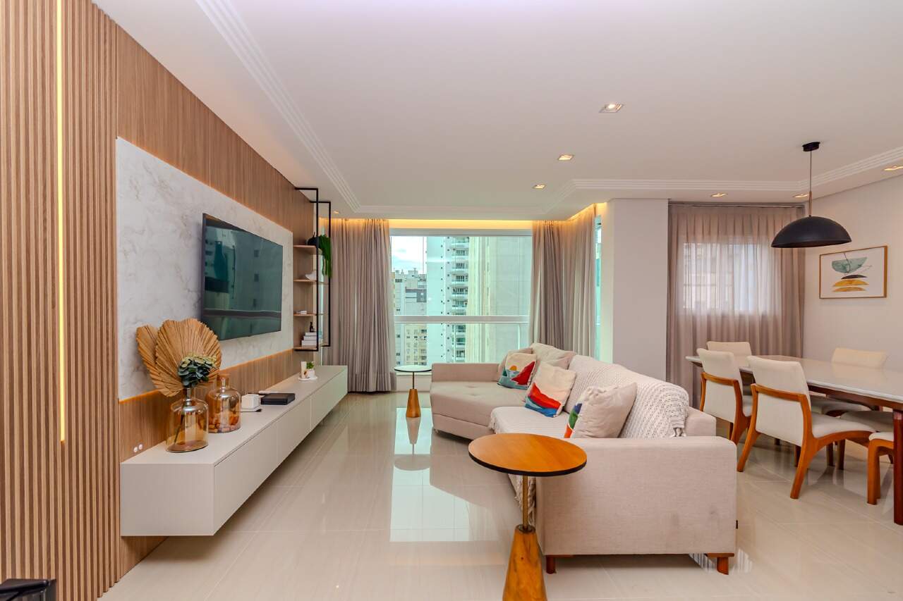 Apartamento de 3 quartos, 136m² no bairro Centro, em Balneário Camboriú | Eu Corretor