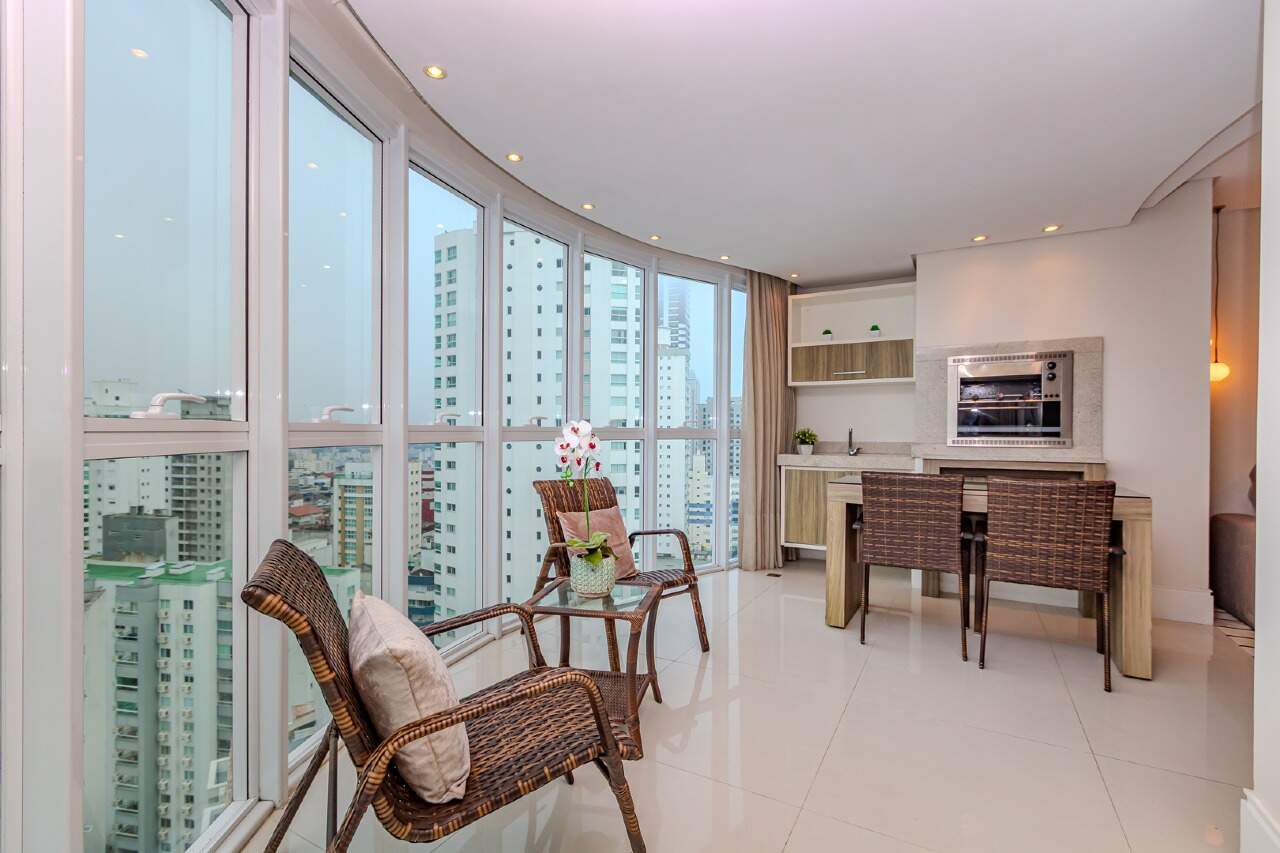 Apartamento de 3 quartos, 137m² no bairro Centro, em Balneário Camboriú | Eu Corretor