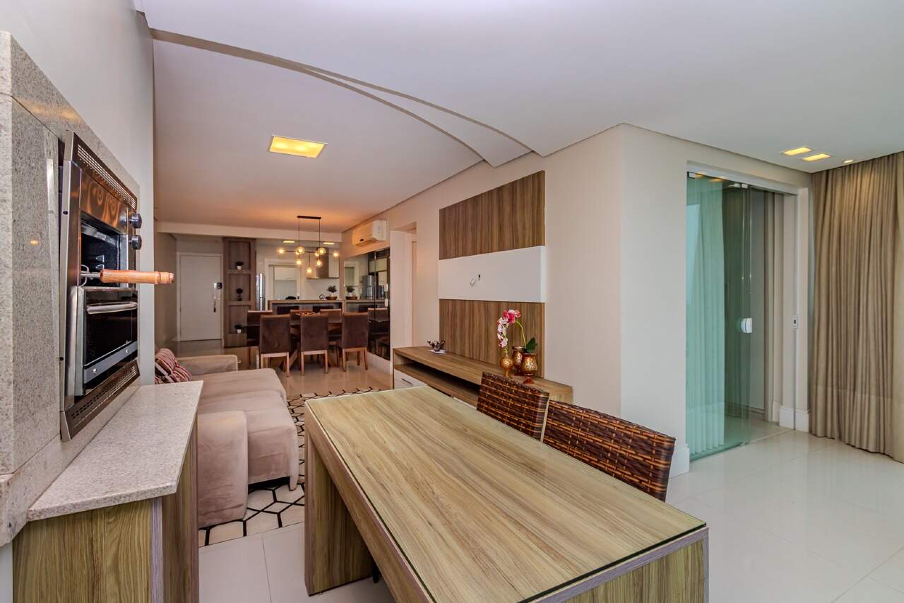 Apartamento de 3 quartos, 137m² no bairro Centro, em Balneário Camboriú | Eu Corretor