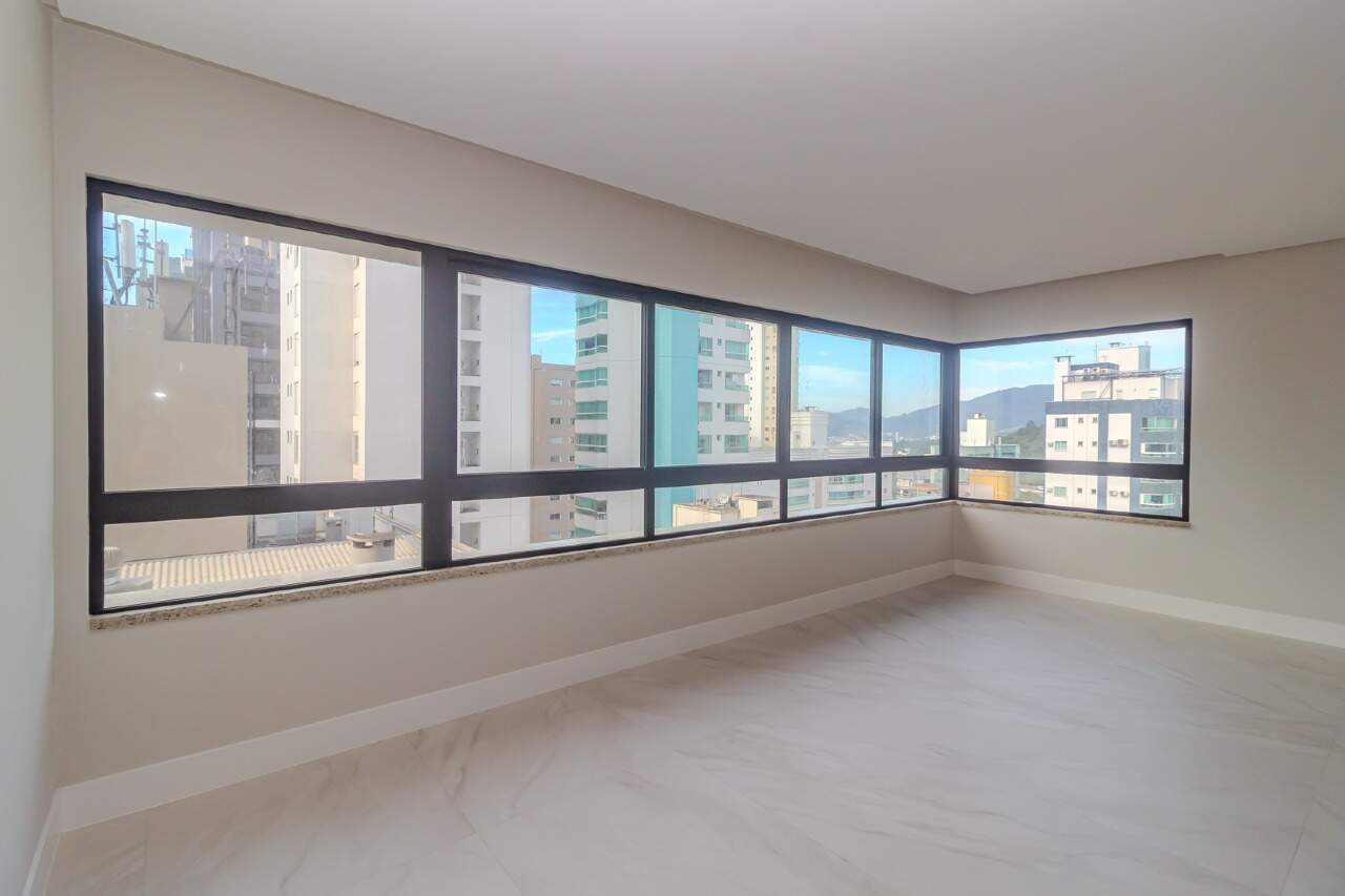 Apartamento de 3 quartos, 130m² no bairro Centro, em Balneário Camboriú | Eu Corretor