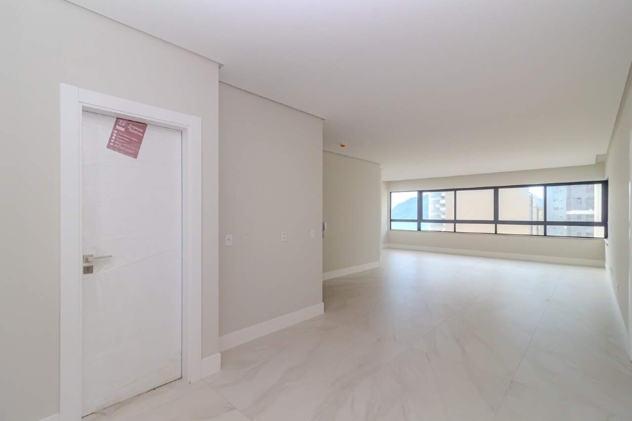 Apartamento de 3 quartos, 130m² no bairro Centro, em Balneário Camboriú | Eu Corretor