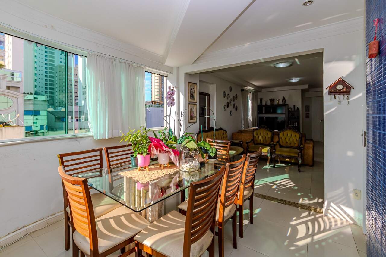 Apartamento de 2 quartos, 98m² no bairro Pioneiros, em Balneário Camboriú | Eu Corretor