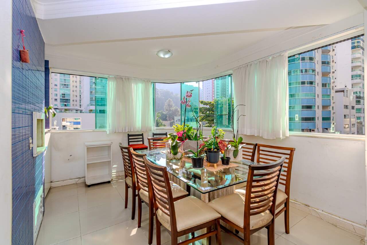 Apartamento de 2 quartos, 98m² no bairro Pioneiros, em Balneário Camboriú | Eu Corretor