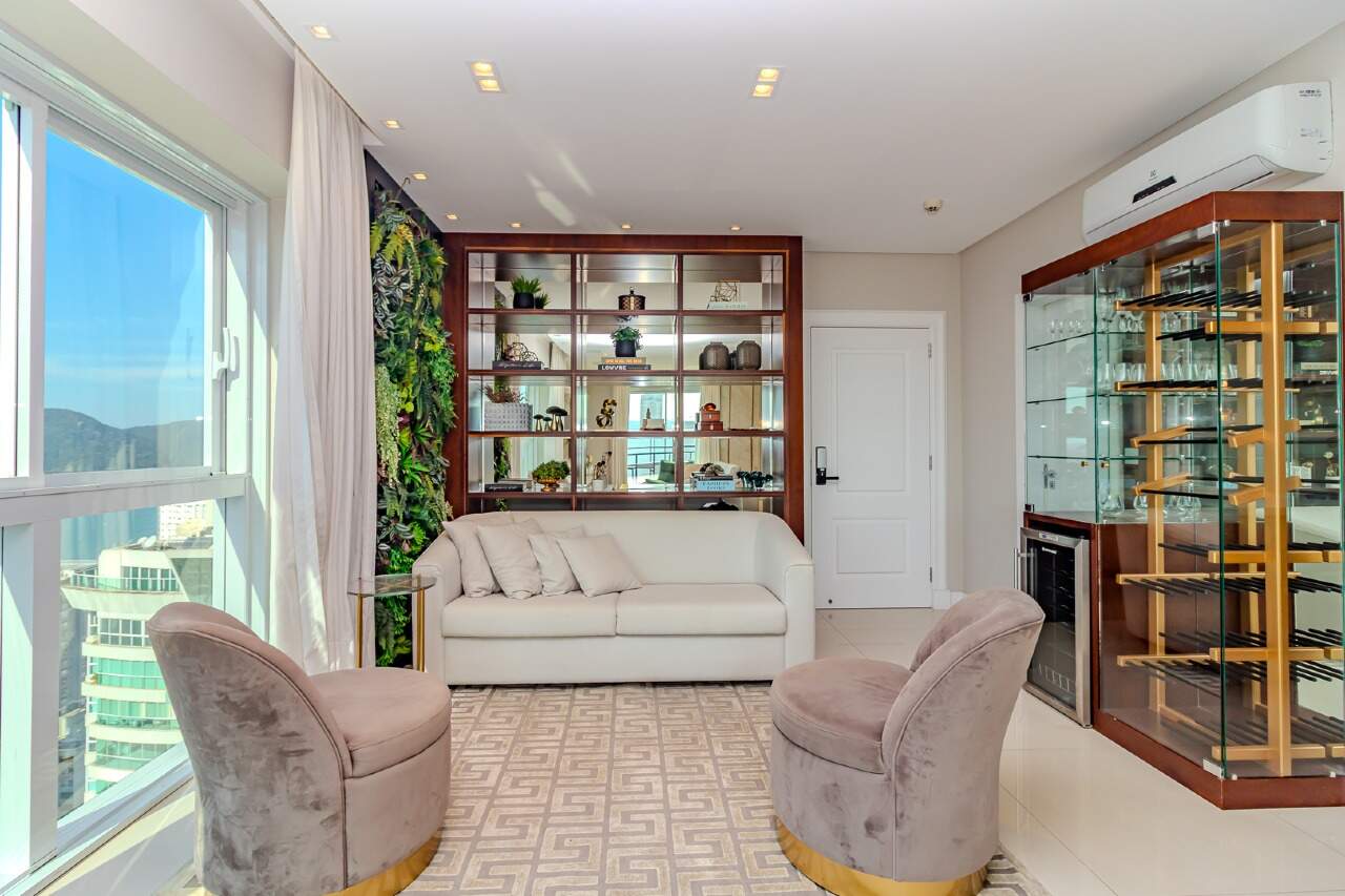 Apartamento de 4 quartos, 147m² no bairro Centro, em Balneário Camboriú | Eu Corretor
