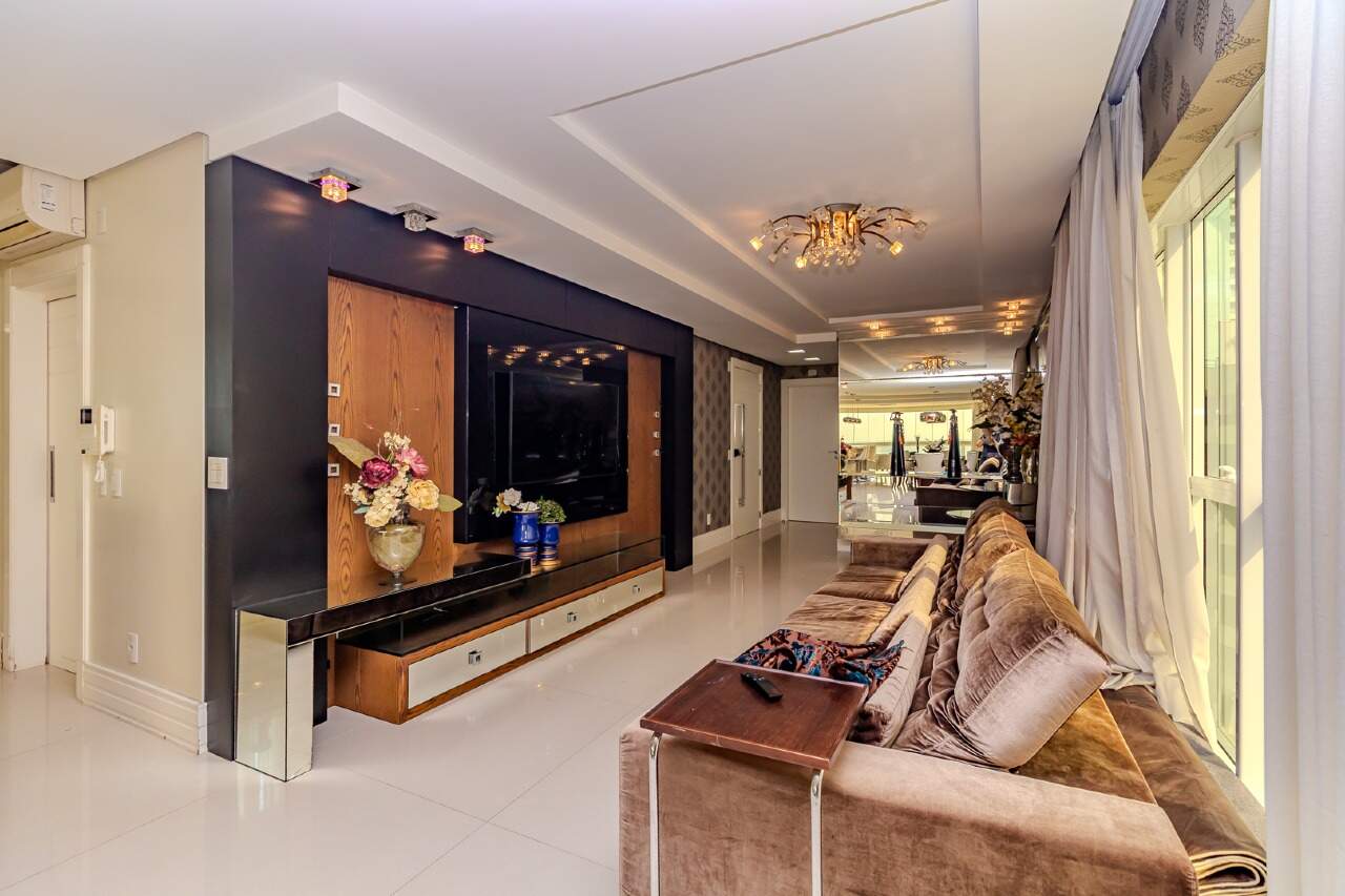 Apartamento de 4 quartos, 177m² no bairro Centro, em Balneário Camboriú | Eu Corretor