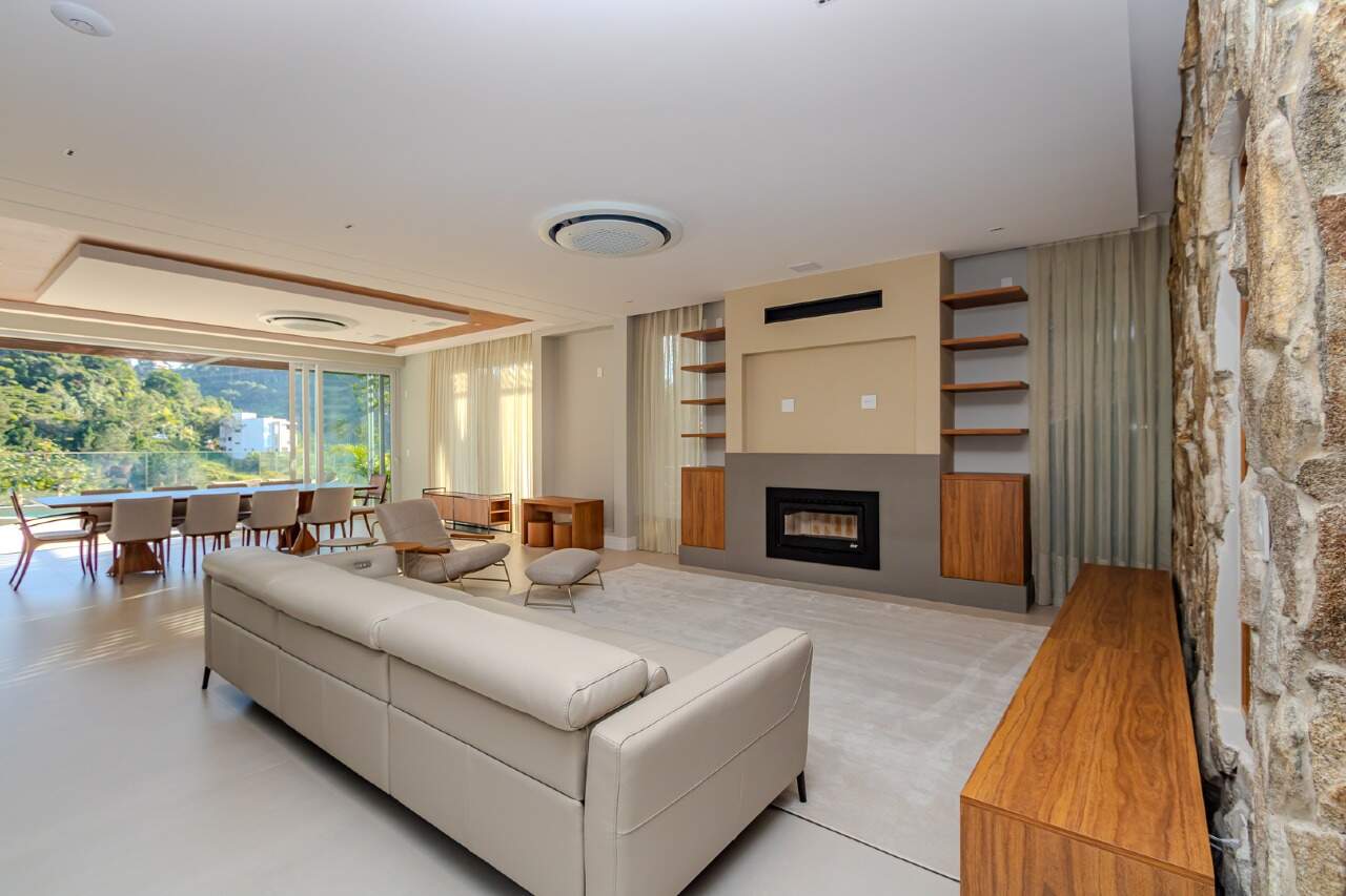 Casa de Condomínio de 4 quartos, 850m² no bairro Praia Brava, em Itajaí | Eu Corretor