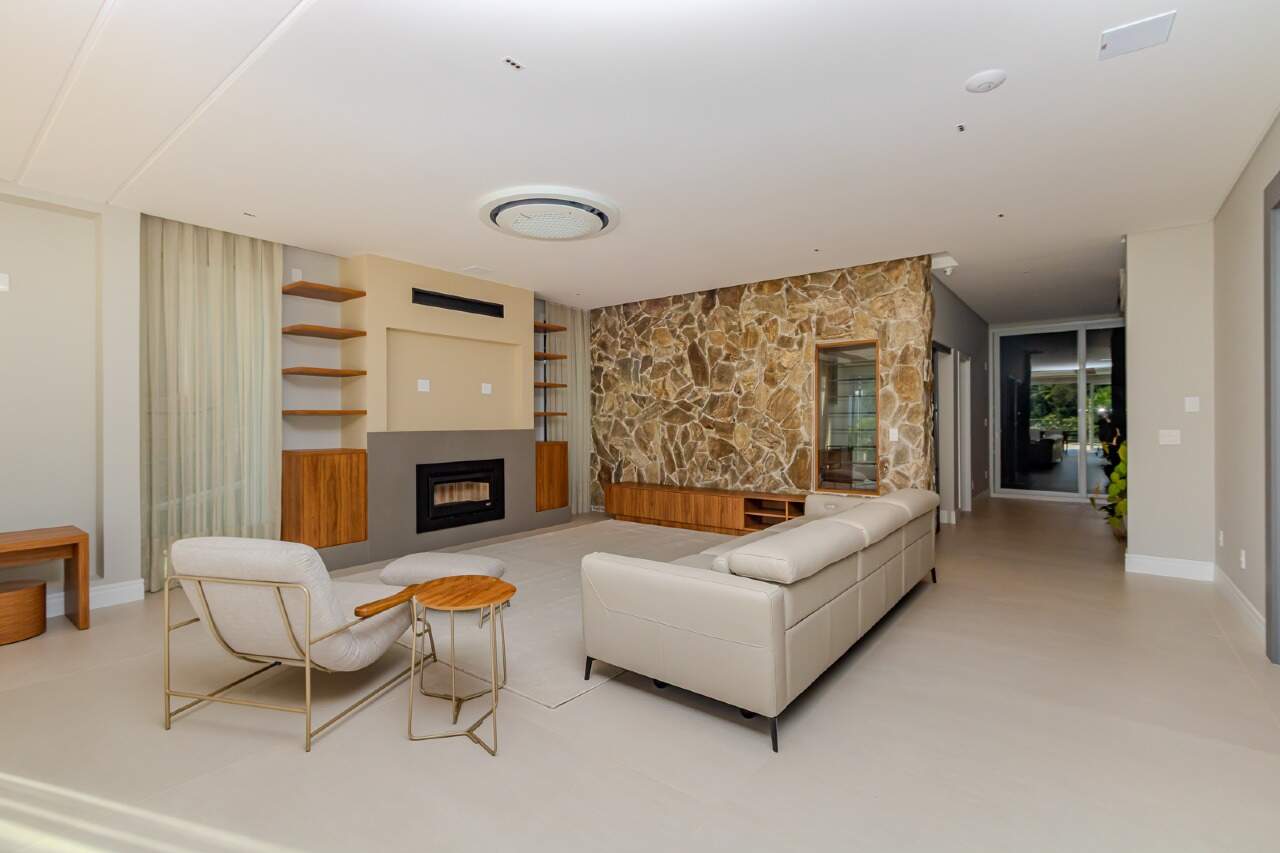 Casa de Condomínio de 4 quartos, 850m² no bairro Praia Brava, em Itajaí | Eu Corretor