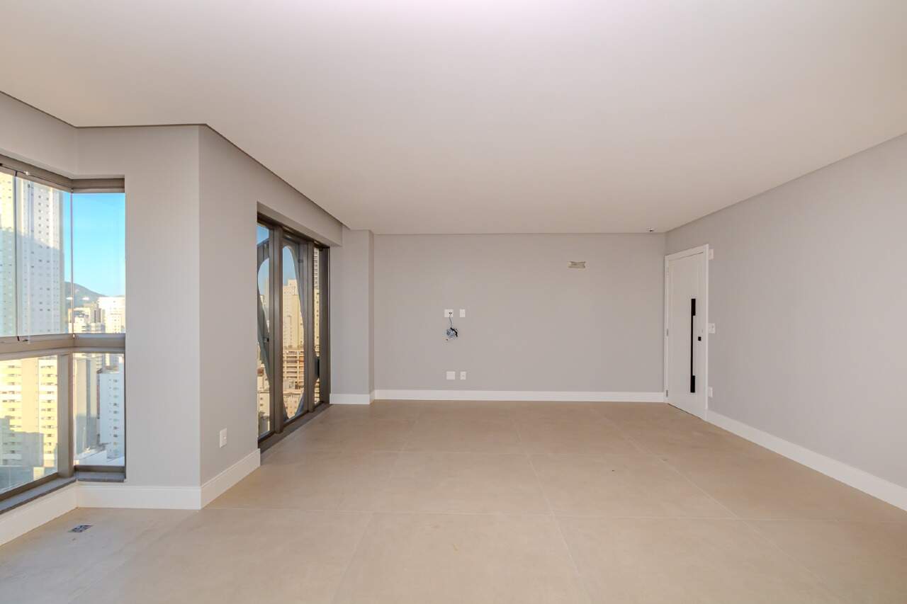 Apartamento de 4 quartos, 143m² no bairro Centro, em Balneário Camboriú | Eu Corretor