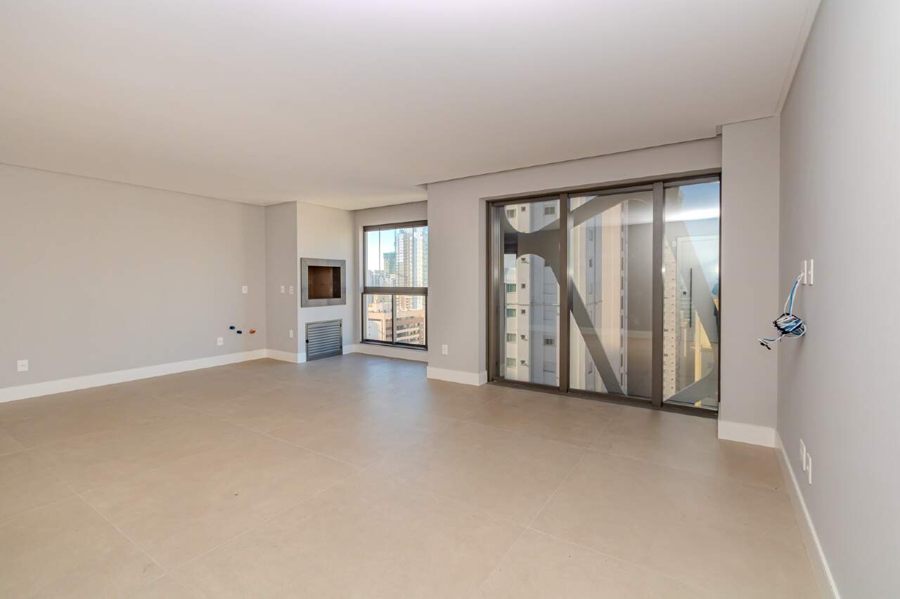 Apartamento de 4 quartos, 143m² no bairro Centro, em Balneário Camboriú | Eu Corretor