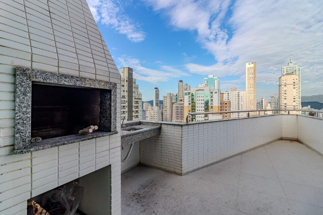 Cobertura de 7 quartos, 360m² no bairro Centro, em Balneário Camboriú | Eu Corretor