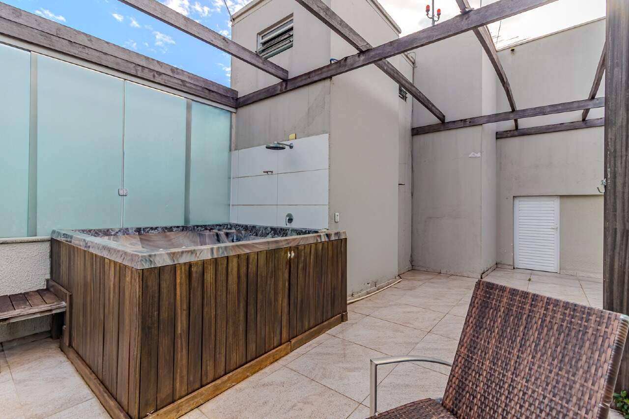 Cobertura de 7 quartos, 360m² no bairro Centro, em Balneário Camboriú | Eu Corretor