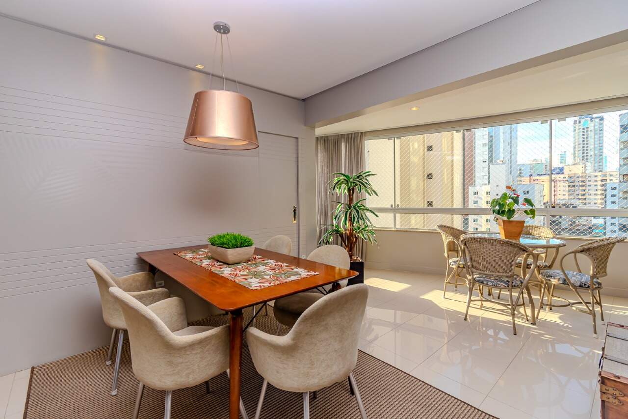 Apartamento de 3 quartos, 120m² no bairro Centro, em Balneário Camboriú | Eu Corretor
