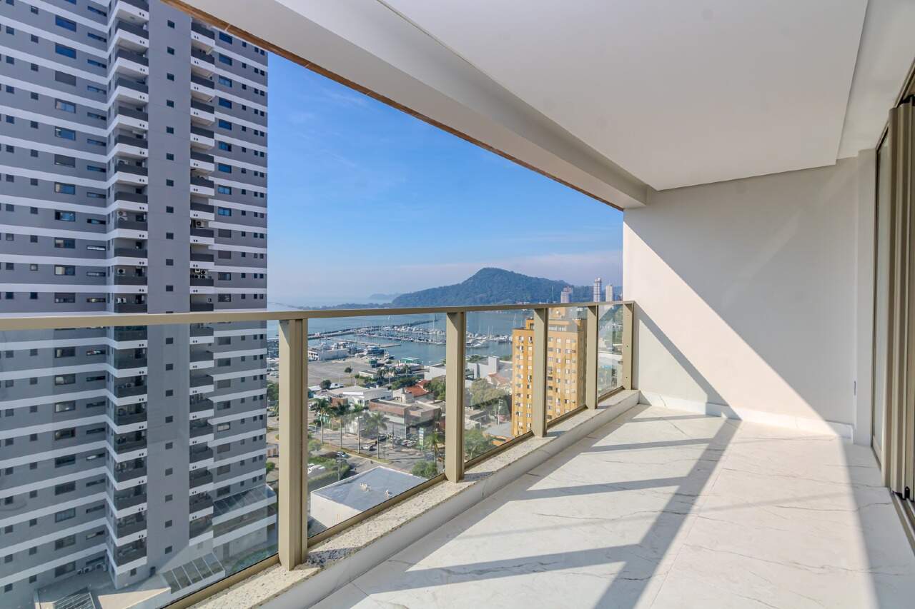 Apartamento de 3 quartos, 134m² no bairro Centro, em Itajaí | Eu Corretor