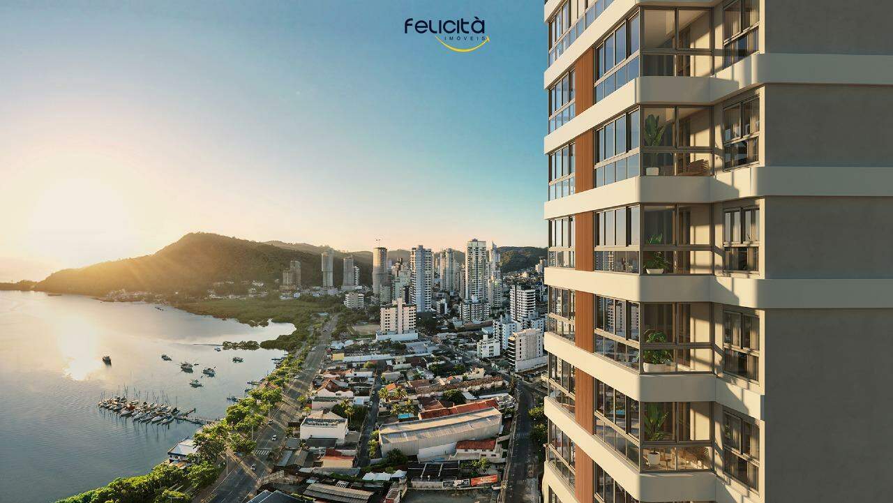 Apartamento de 4 quartos, 459m² no bairro Fazenda, em Itajaí | Eu Corretor
