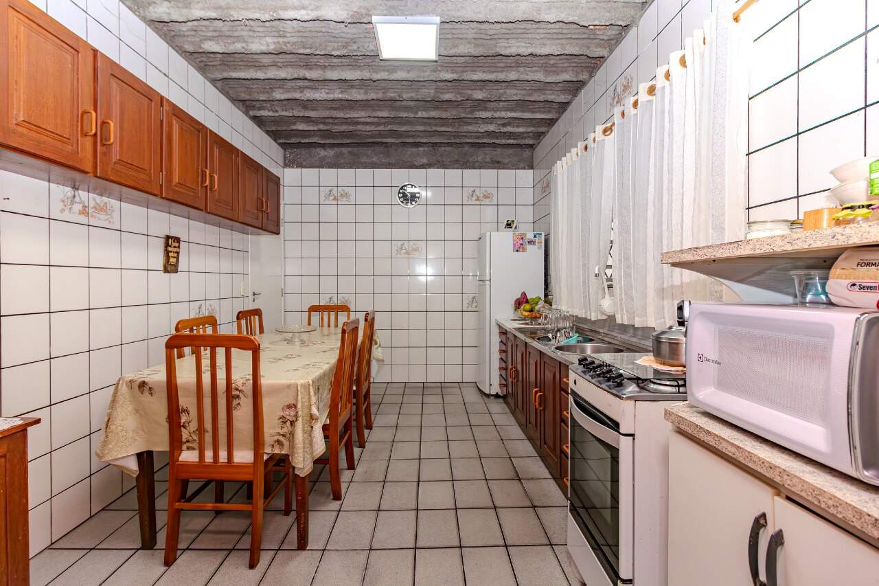 Casa de 3 quartos, 200m² no bairro Centro, em Balneário Camboriú | Eu Corretor