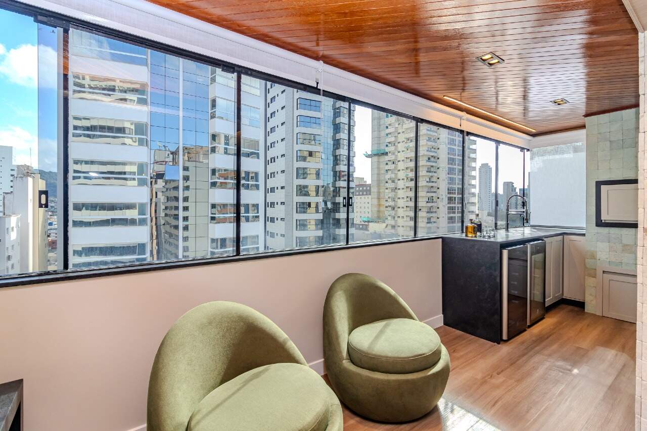Apartamento de 3 quartos, 103m² no bairro Centro, em Balneário Camboriú | Eu Corretor