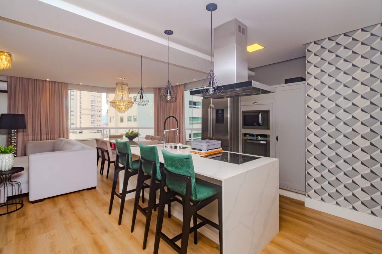 Apartamento de 2 quartos, 97m² no bairro Centro, em Balneário Camboriú | Eu Corretor