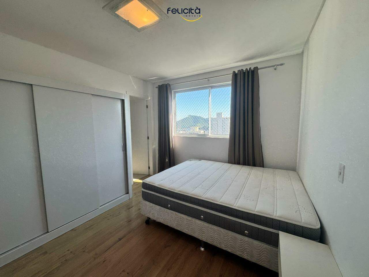 Apartamento de 3 quartos, 136m² no bairro Centro, em Balneário Camboriú | Eu Corretor