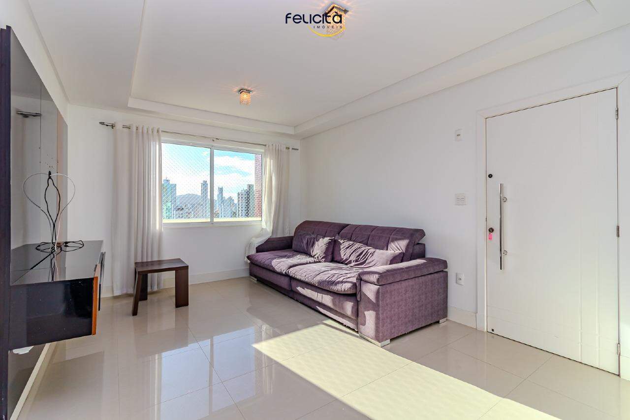 Apartamento de 3 quartos, 135m² no bairro Centro, em Balneário Camboriú | Eu Corretor