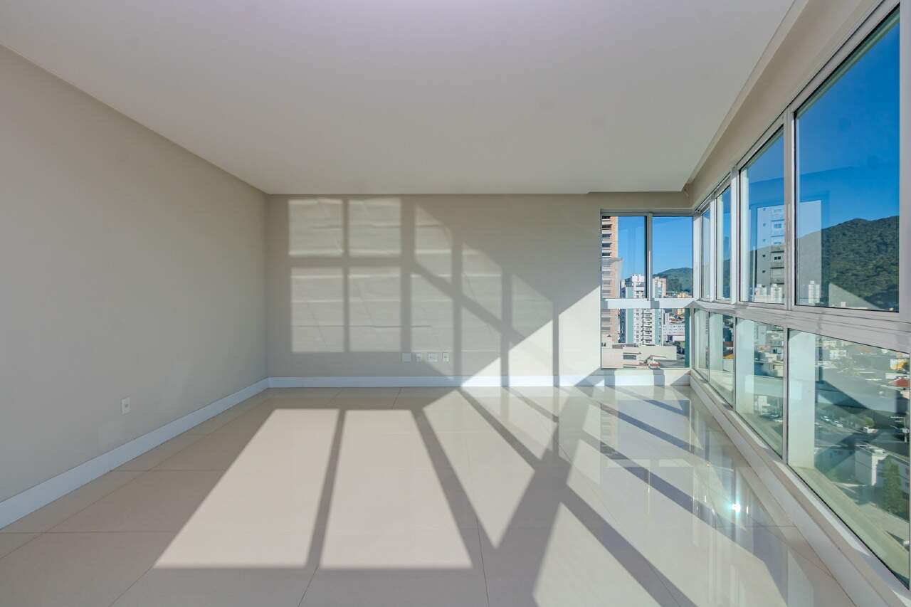 Apartamento de 4 quartos, 165m² no bairro Fazenda, em Itajaí | Eu Corretor