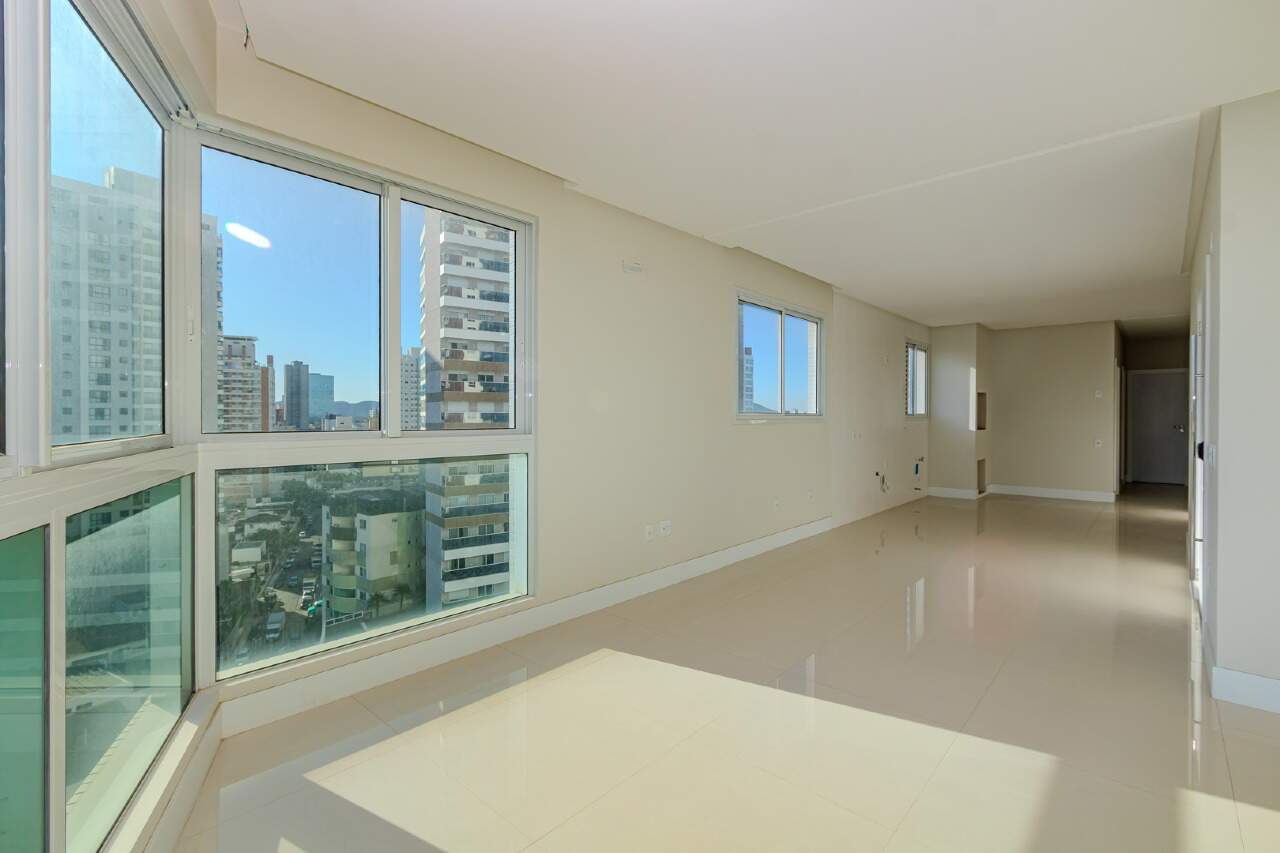 Apartamento de 4 quartos, 165m² no bairro Fazenda, em Itajaí | Eu Corretor