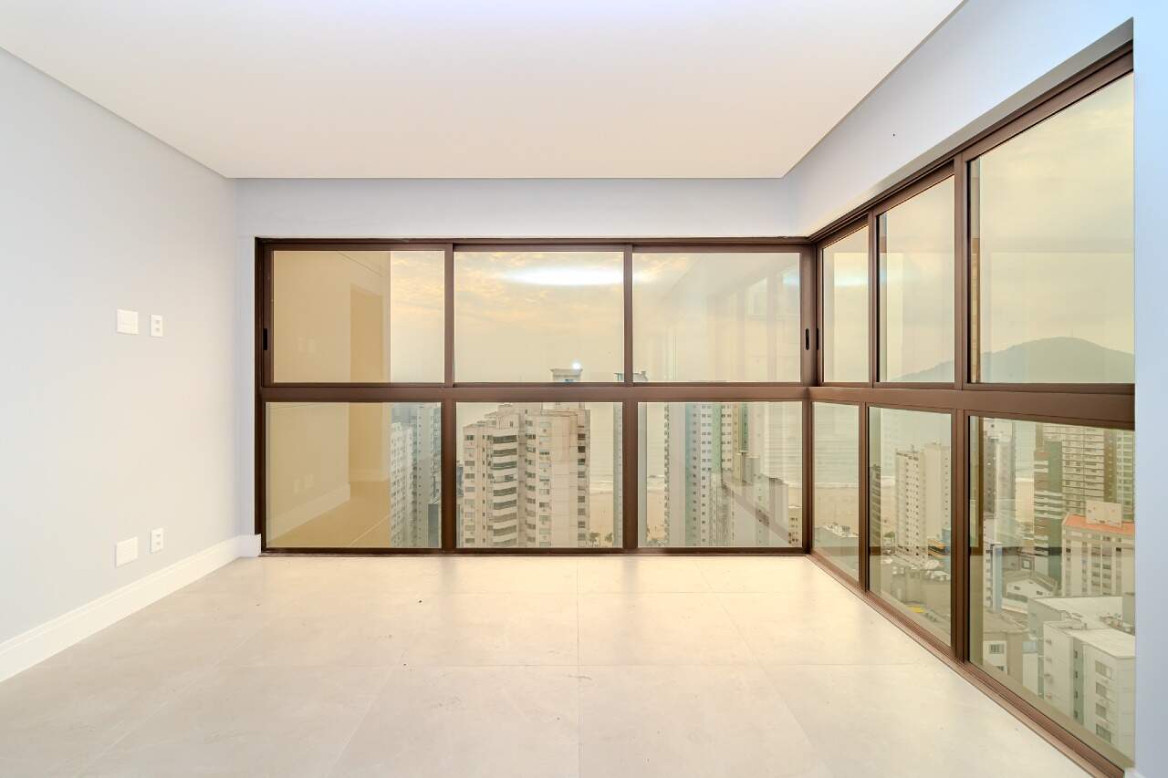 Apartamento de 3 quartos, 118m² no bairro Centro, em Balneário Camboriú | Eu Corretor