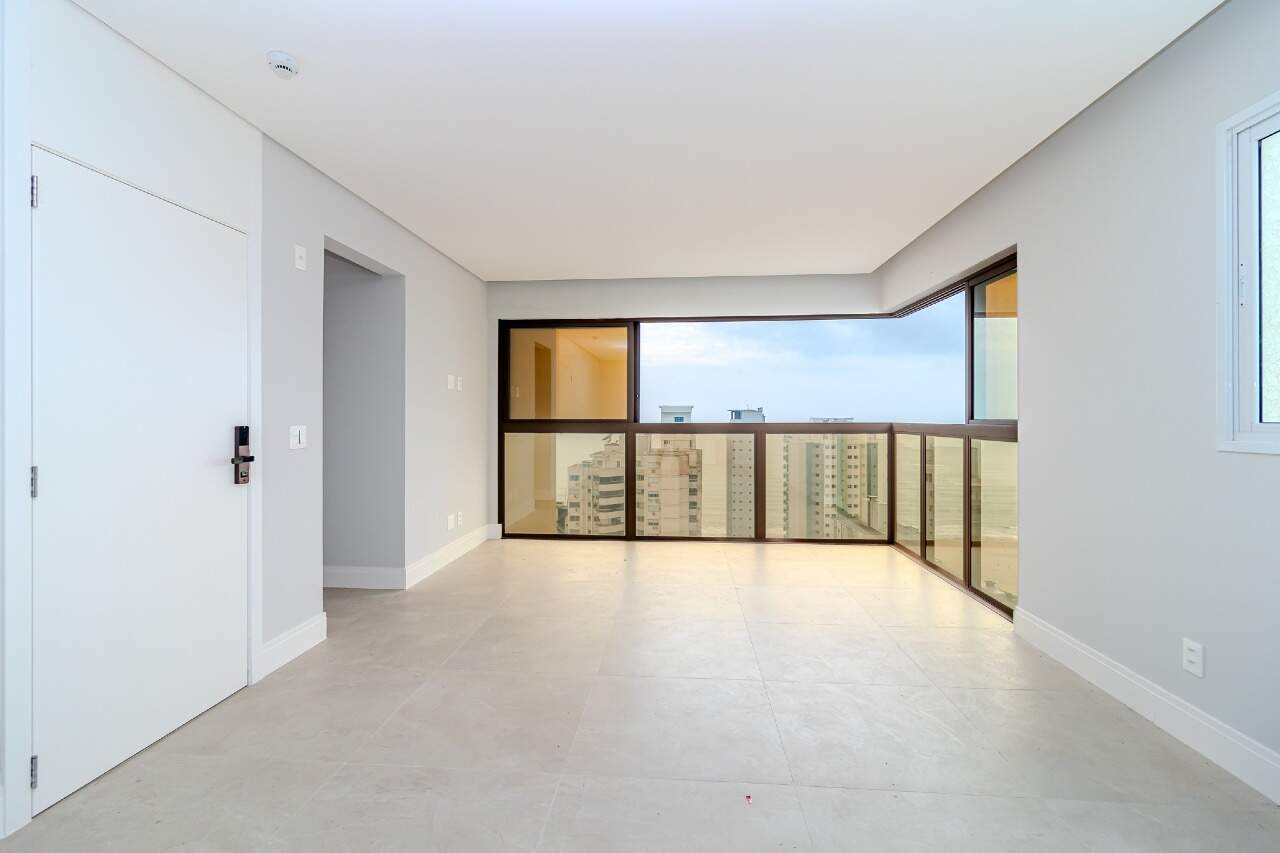Apartamento de 3 quartos, 118m² no bairro Centro, em Balneário Camboriú | Eu Corretor