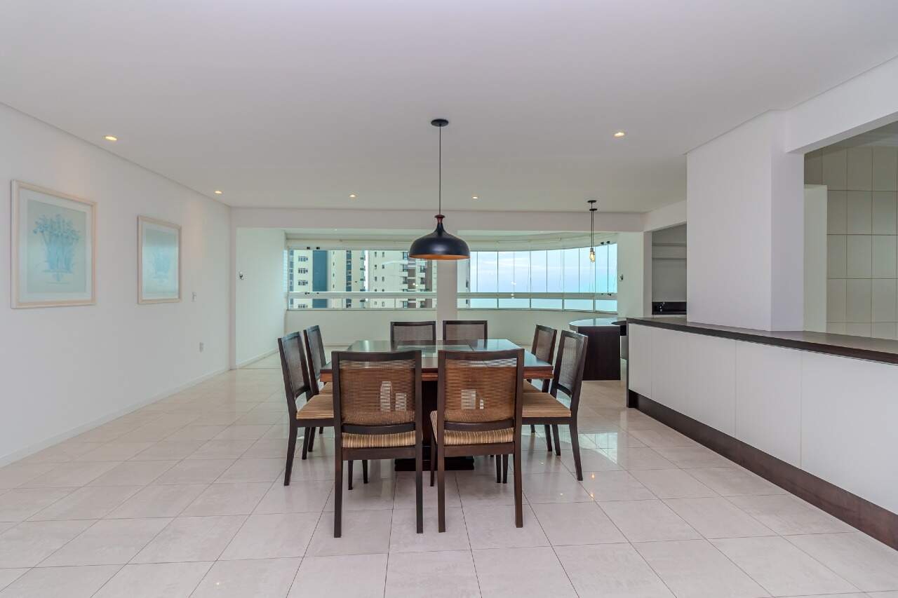 Apartamento de 3 quartos, 156m² no bairro Centro, em Balneário Camboriú | Eu Corretor