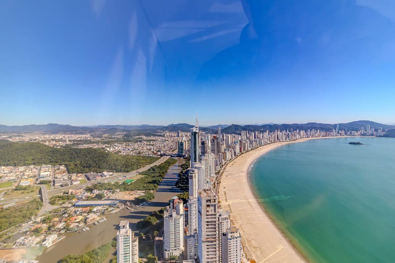 Apartamento de 6 quartos, 530m² no bairro Centro, em Balneário Camboriú | Eu Corretor