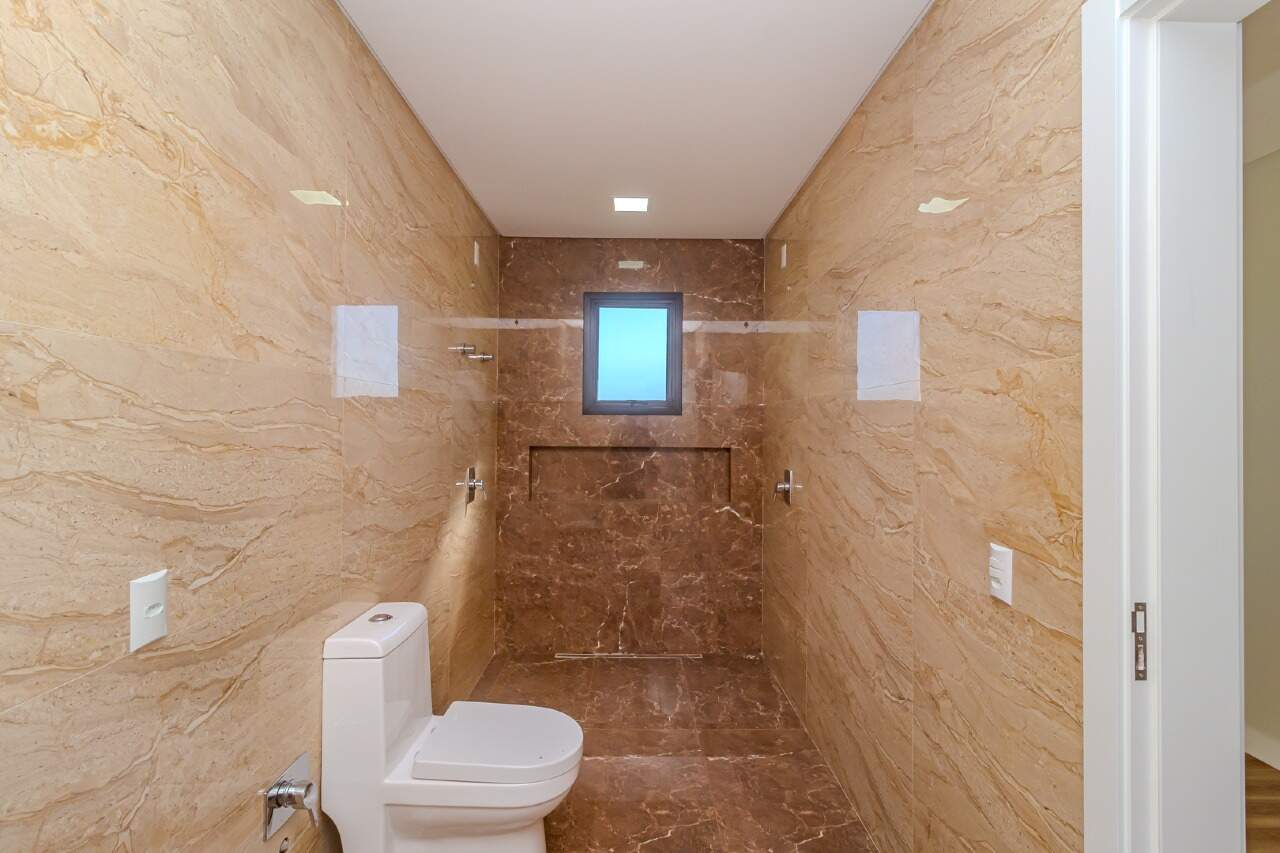 Casa de Condomínio de 4 quartos, 378m² no bairro Santa Regina, em Camboriú | Eu Corretor
