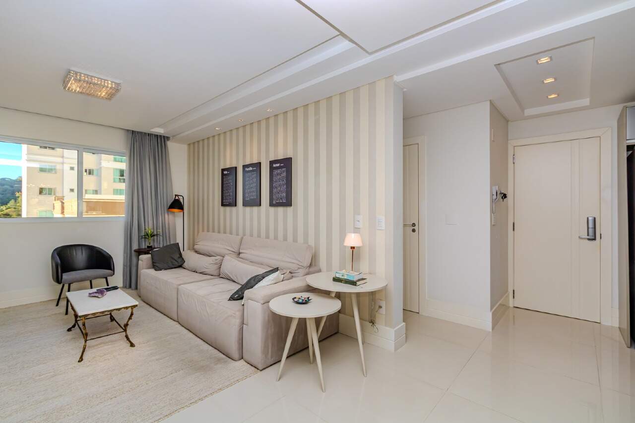 Apartamento de 3 quartos, 122m² no bairro Pioneiros, em Balneário Camboriú | Eu Corretor