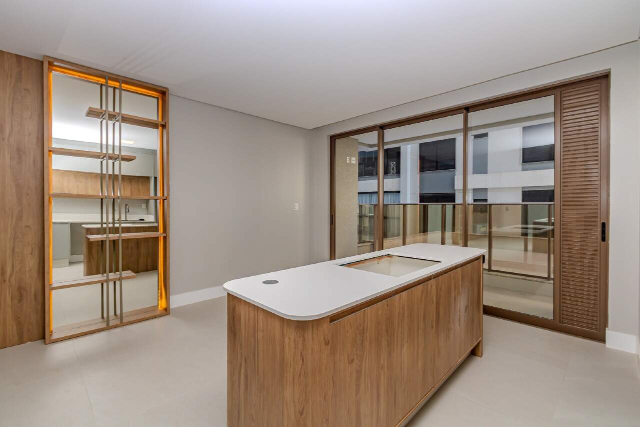 Apartamento de 3 quartos, 153m² no bairro Praia Brava, em Itajaí | Eu Corretor