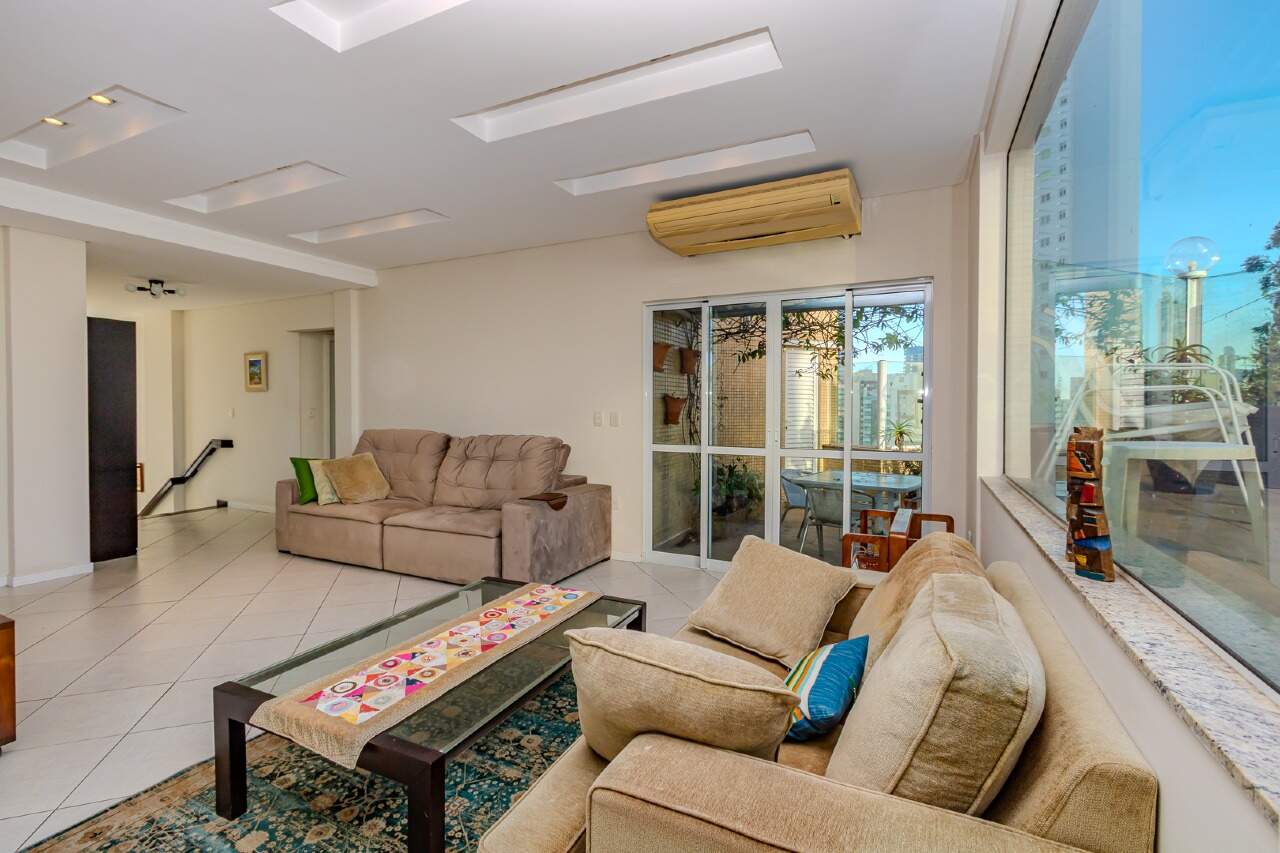 Cobertura de 4 quartos, 387m² no bairro Centro, em Balneário Camboriú | Eu Corretor