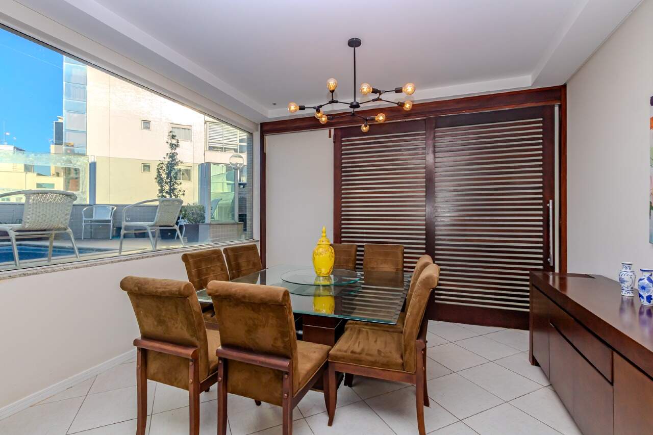 Cobertura de 4 quartos, 387m² no bairro Centro, em Balneário Camboriú | Eu Corretor