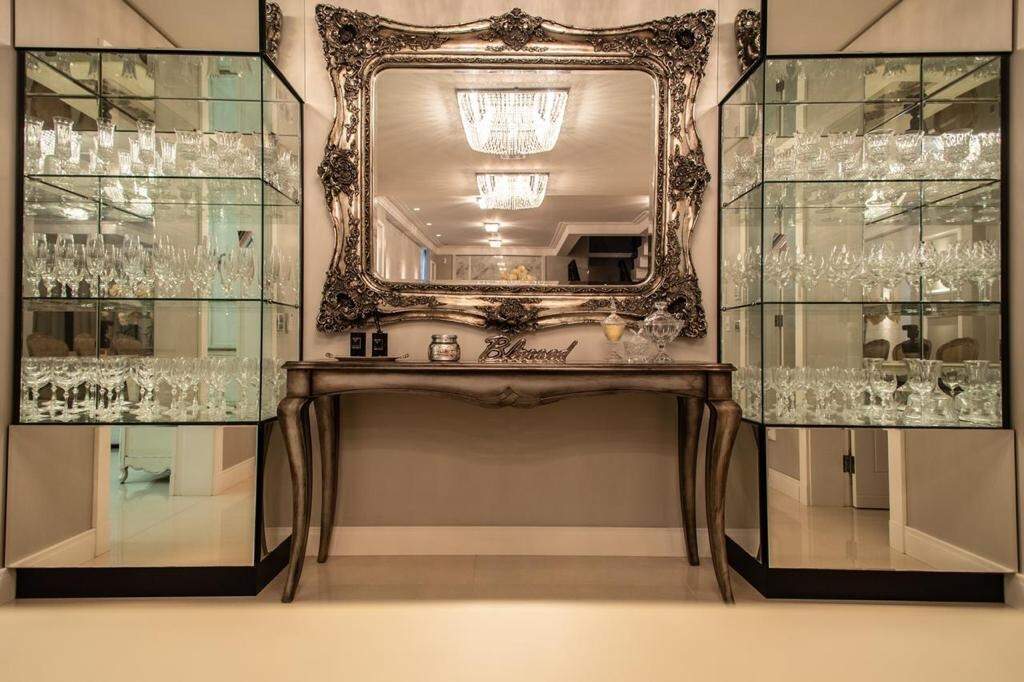 Casa de Condomínio de 5 quartos, 350m² no bairro Ariribá, em Balneário Camboriú | Eu Corretor