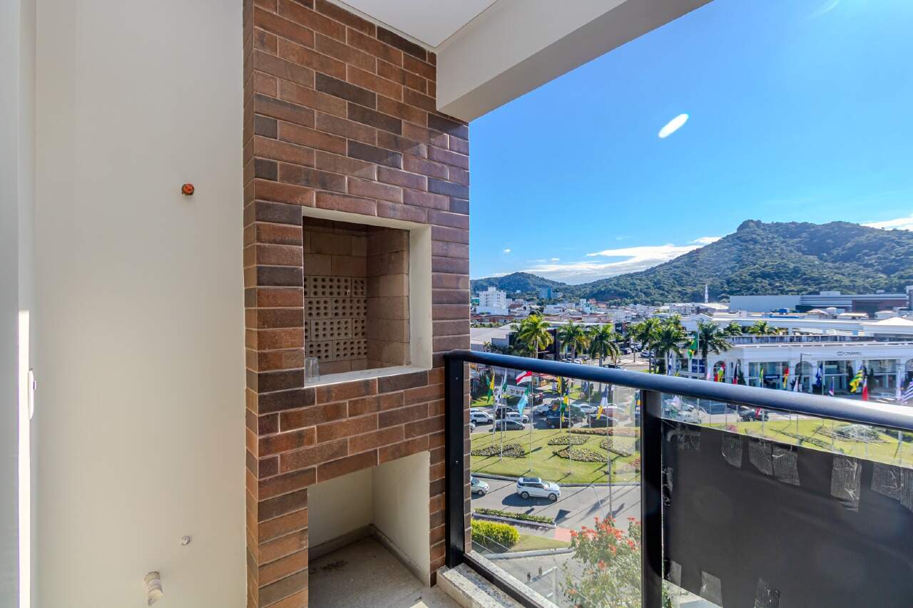 Apartamento de 2 quartos, 62m² no bairro Centro, em Balneário Camboriú | Eu Corretor