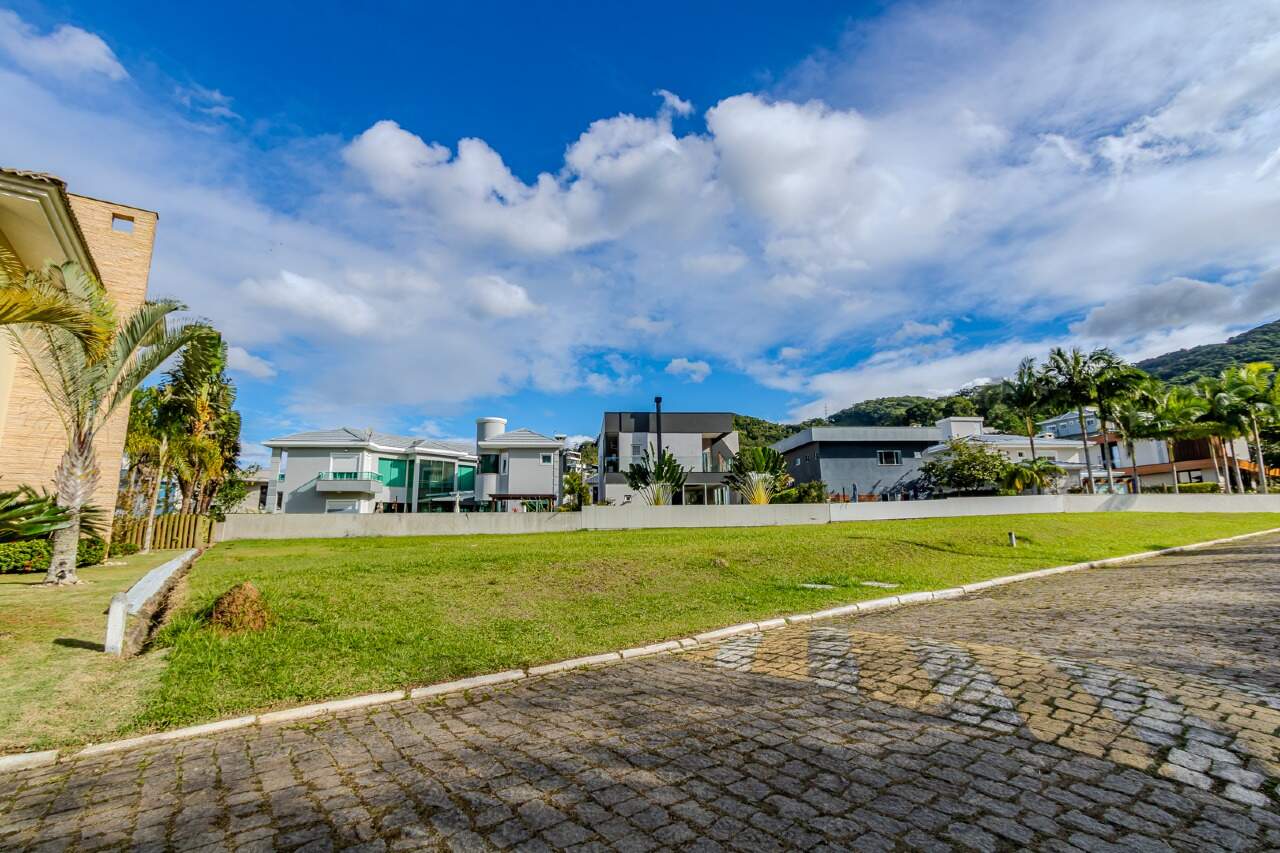 Lote/Terreno de 797m² no bairro Praia Brava, em Itajaí | Eu Corretor