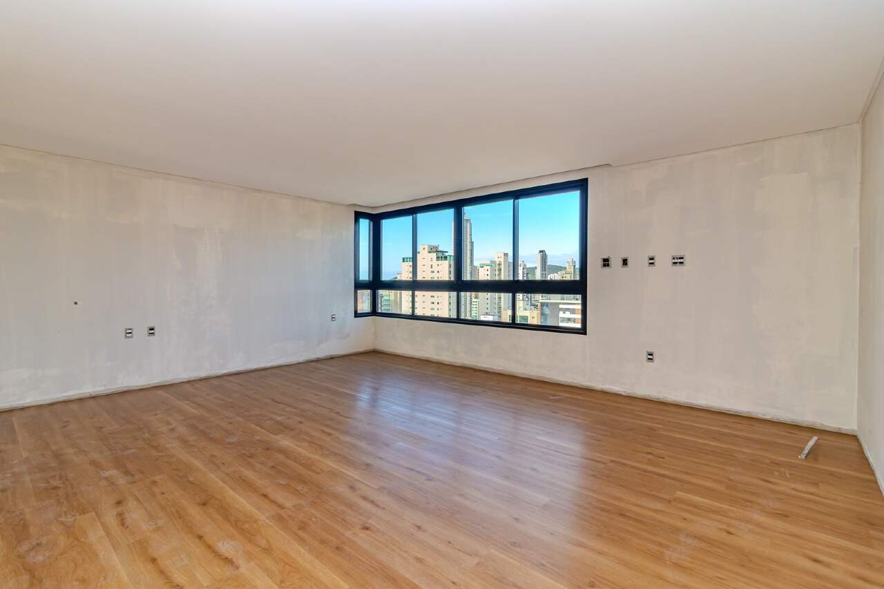 Cobertura de 4 quartos, 244m² no bairro Centro, em Balneário Camboriú | Eu Corretor