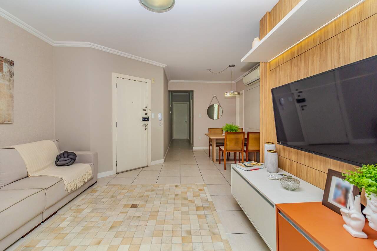 Apartamento de 2 quartos, 100m² no bairro Centro, em Balneário Camboriú | Eu Corretor