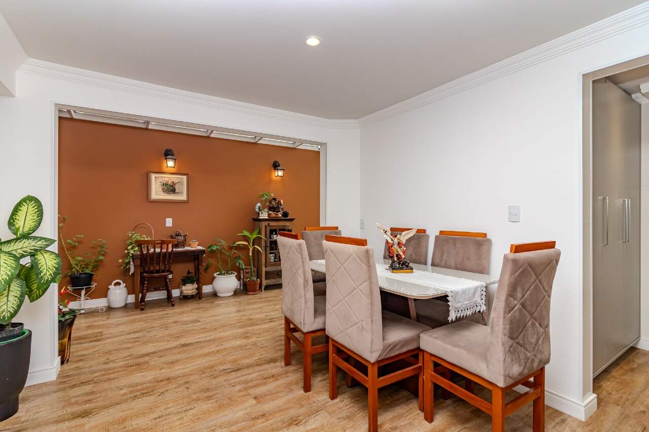 Casa de 4 quartos, 210m² no bairro Ariribá, em Balneário Camboriú | Eu Corretor